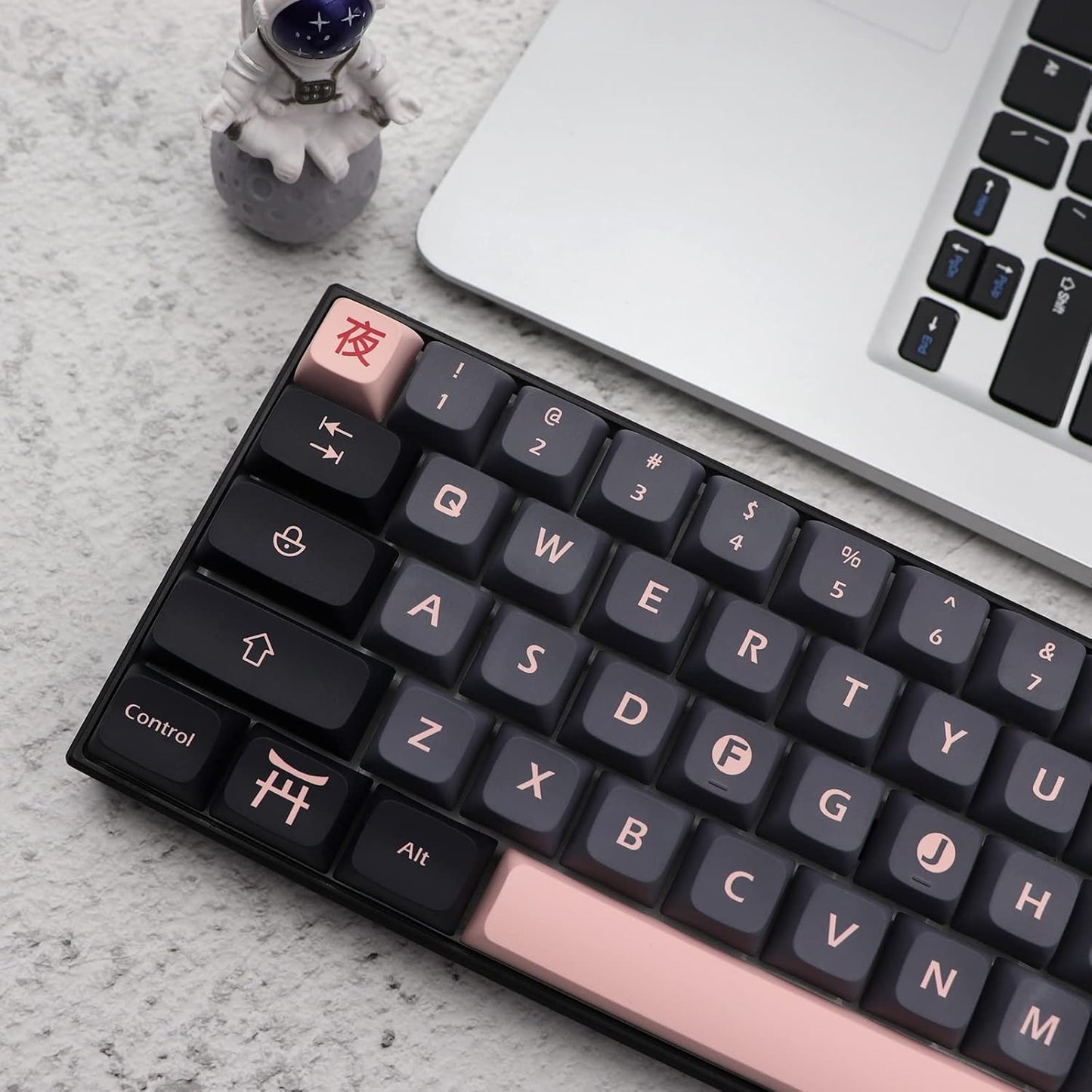 JSJT XDA Keycaps-Night Cherry Themed Keycaps 132 Keys PBT Keycap Set Suitable for 61/64/84/87/96/98/104/108 ANSI Layout Cherry MX Switch Mechanical Keyboard
